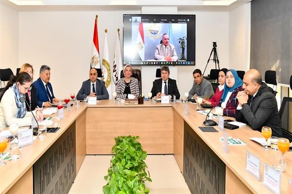 وزيرتا البيئة والتنمية المحلية تترأسان لجنة تسيير البرنامج الوطنى لإدارة المخلفات الصلبة 1 2024 638440211626505754 6501729844223