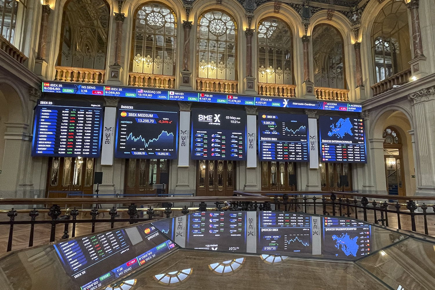 مؤشرات السوق الأوروبية تغلق على انخفاض مع ترقب تقارير أرباح الشركات الكبرى وتوترات الشرق الأوسط 1 2174186 11440014251729533243