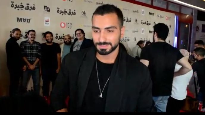 محمد الشرنوبي ونوران أبو طالب وهنا يسري يشعلون حفل افتتاح الجونة السينمائي بميدلي لأشهر أغاني الأفلام المصرية 1 2641729797903