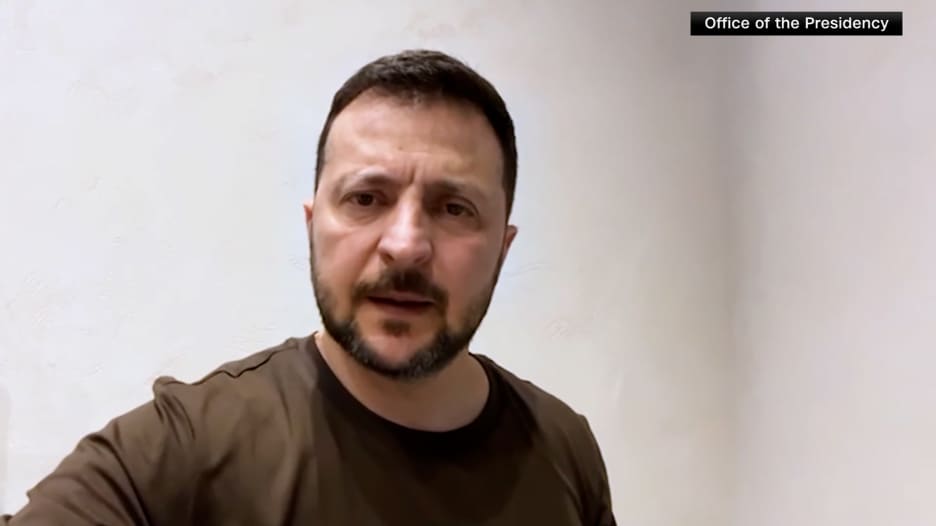 بوتين: ندرس خيارات مختلفة للرد على ضربات محتملة بأسلحة بعيدة المدى على الأراضي الروسية 1 2664771730019543