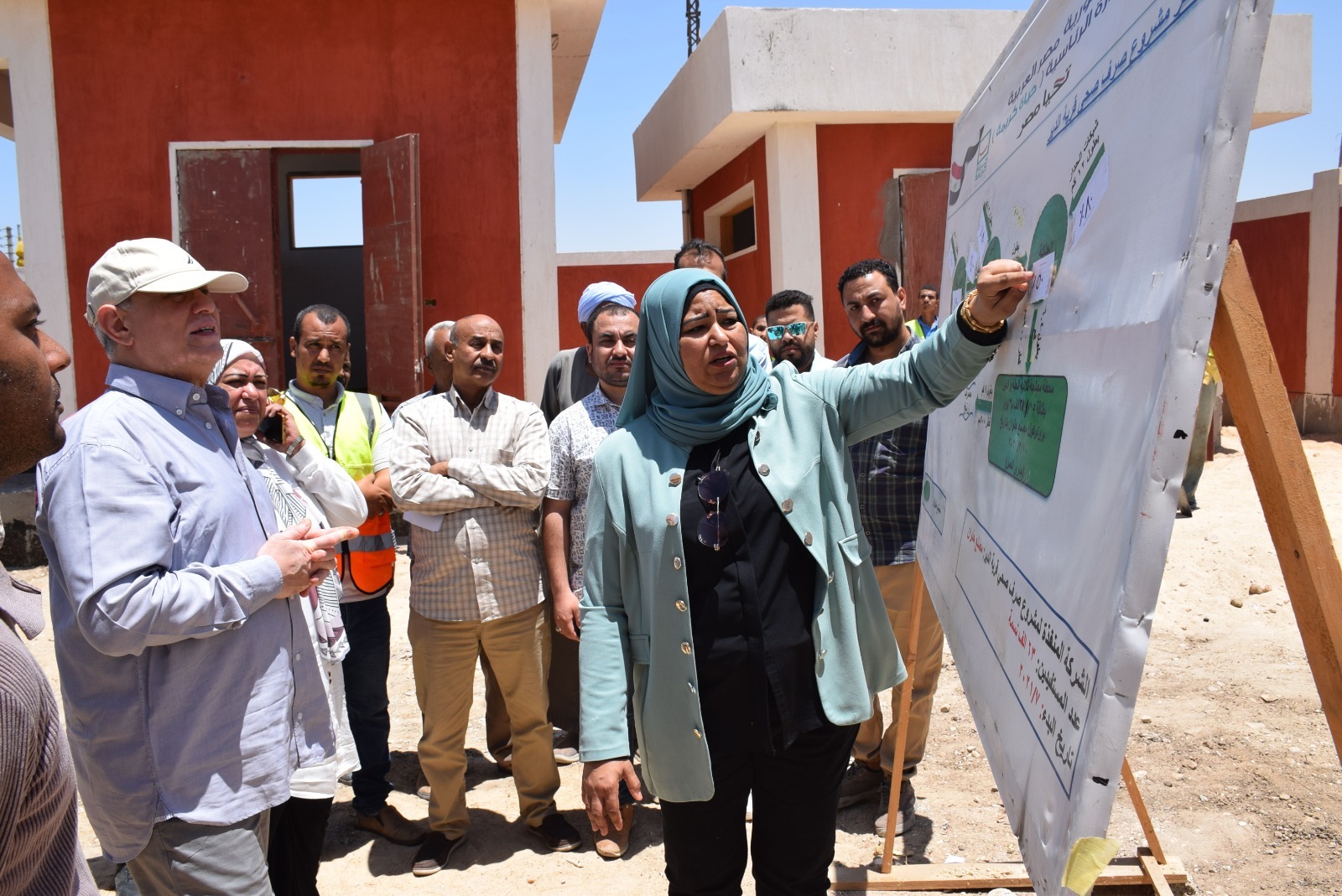 أمانة المرأة بمحافظة الأقصر تفتتح مشروعات تنموية لرعاية المرأة المعيلة بقرى ونجوع مركز البياضية 1 3011729451043