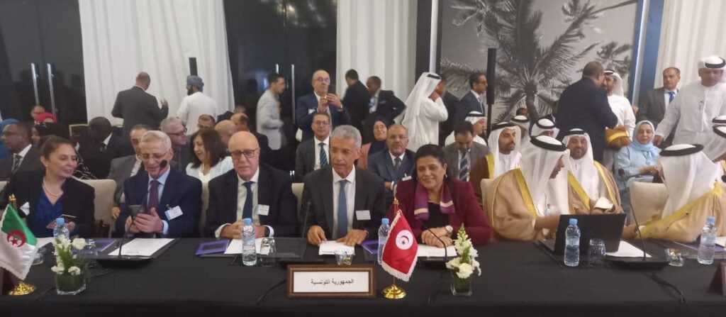 الصندوق العربي للإنماء يوقع اتفاقية مع مؤسسة "ضمان" لتعزيز الاستثمارات الأجنبية في الدول العربية 1 344028304 788702309262480 7408183372893006880 n1729706645