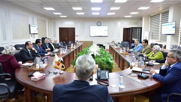 وزارة العمل: بدء استخراج شهادات مستوى المهارة وتراخيص مزاولة الحرفة للعمالة غير المنتظمة 1 5711728823924