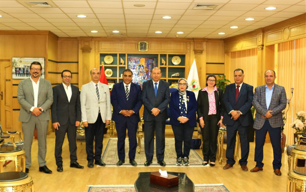 جامعة المنصورة : انطلاق فعاليات المبادرة الرئاسية "بداية جديدة لبناء الإنسان" بقطاع التعليم والطلاب 1 7121728322383