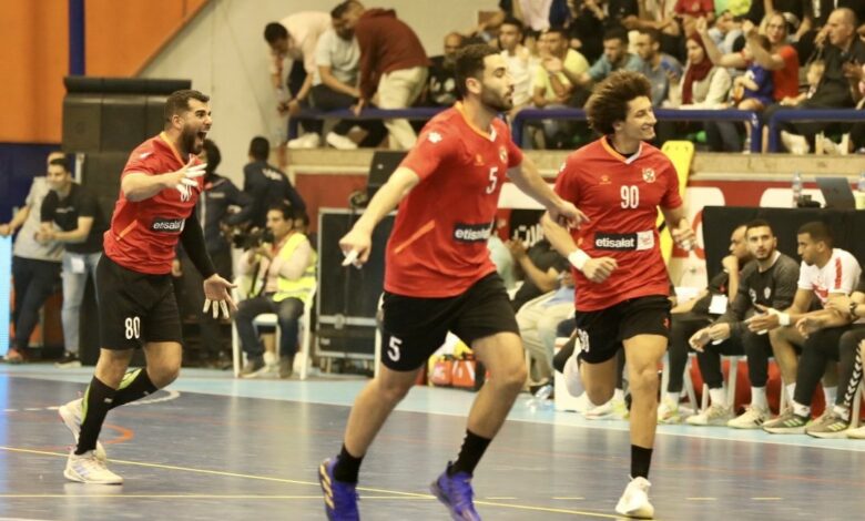 الأهلي يحقق فوزا كبيرا على ميكيل الإثيوبي "67-11" في بطولة إفريقيا لكرم اليد 1 FvmI4frWYAEyf6o1728676145