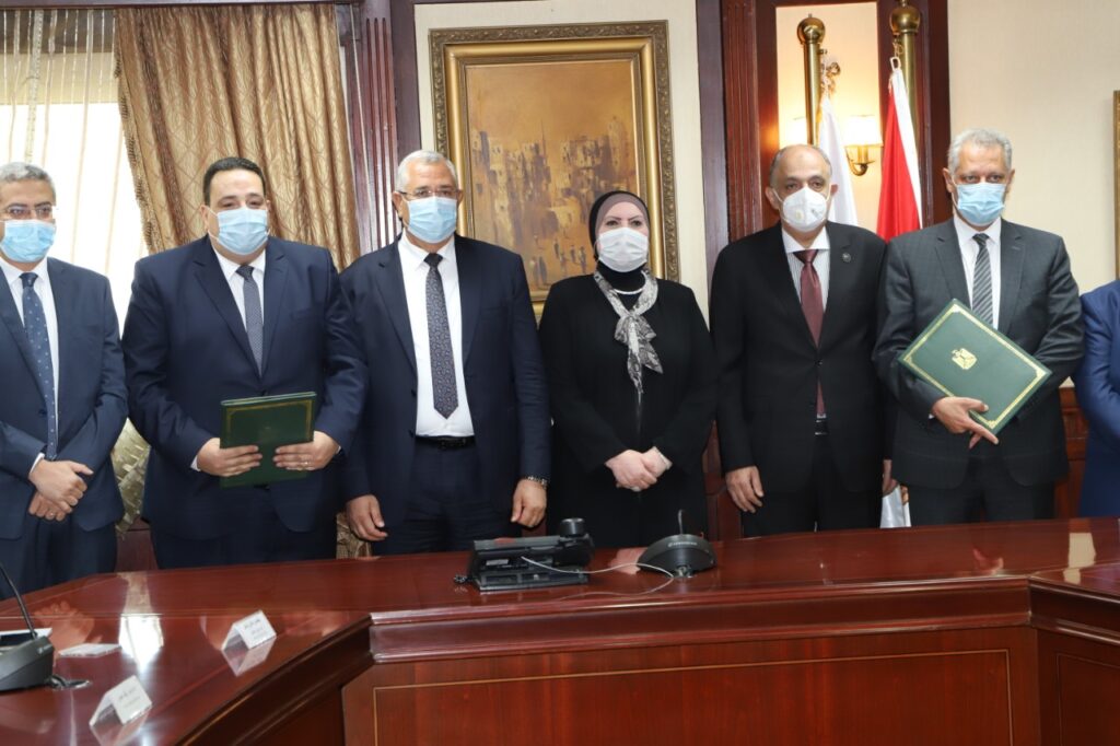 وزير الزراعة: تنسيق مشترك لدعم المشروعات المعتمدة على المصادر النظيفة لتقليل التلوث 1 IMG 20210524 WA0009 scaled1727888464