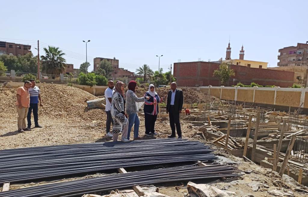 محافظ أسوان يتفقد مشروعات الخطة الاستثمارية بمدينة الرديسية 1 IMG 20240401 WA0017 11728490143