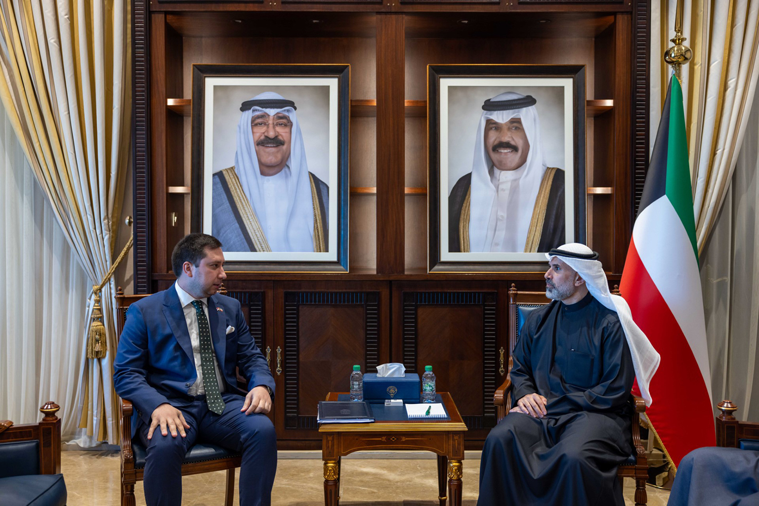 "الكرملين": بوتين يبحث مع نظيره الصربي العلاقات الثنائية والعملية العسكرية في أوكرانيا 1 c6fc5815 2d29 4787 a35d 057abd2bdccf1729442823