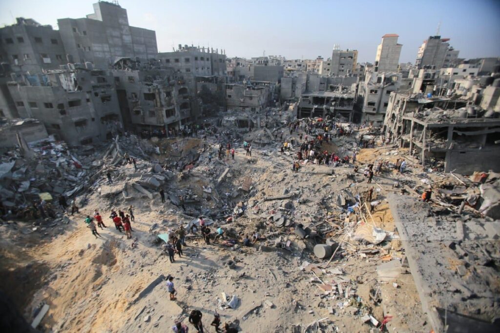 13 إصابة جديدة جراء استهداف الاحتلال الإسرائيلي مركز إيواء في مخيم جباليا شمالي غزة 1 dcf63362 4091 4bce a931 4b2f639b2eb41728912186