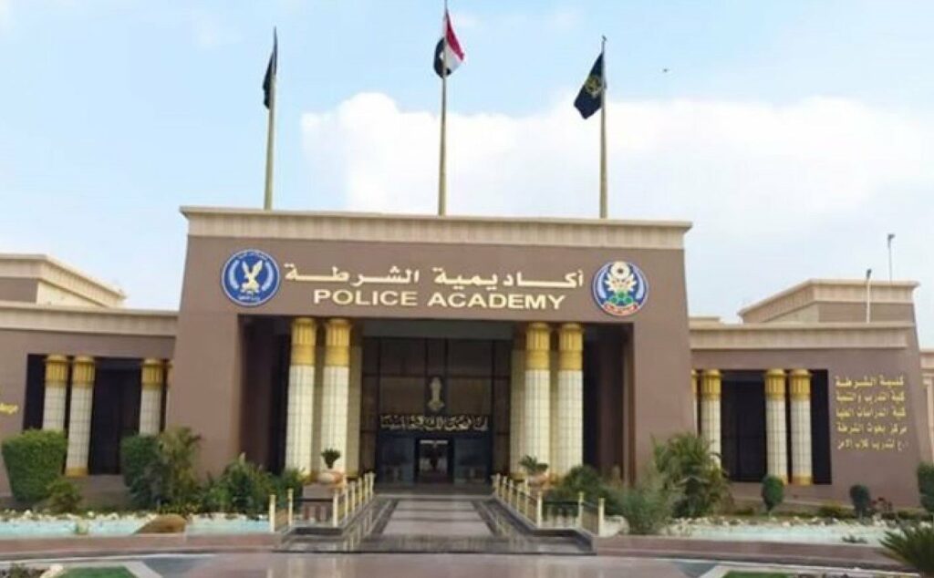أكاديمية الشرطة تنظم دورة تدريبية للكوادر الأمنية بالوزارة بالتنسيق مع اللجنة الدولية للصليب الأحمر 1 elaosboa642081730101085