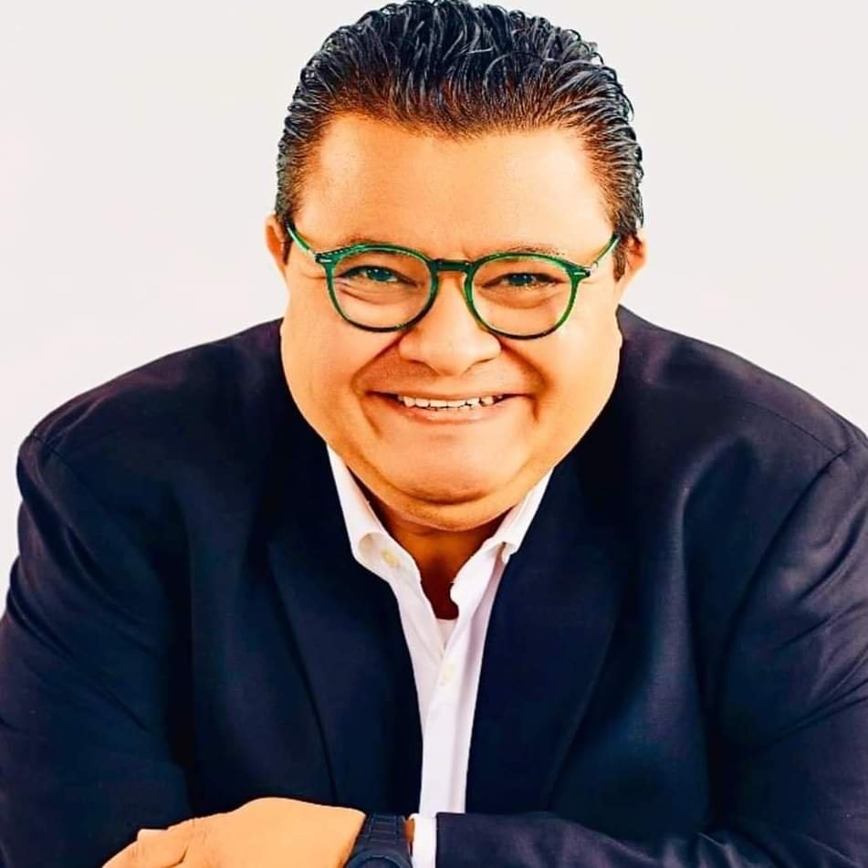 المخرج خالد جلال يهنئ هشام عطوة على رئاسة "بيت المسرح".. وتامر عبد المنعم لرئاسة "بيت الفنون الشعبية" 1 elaosboa974651730407323