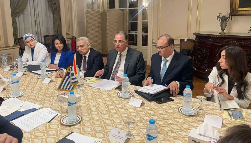نائب وزير الخارجية يبحث مع نظيريه اليوناني والقبرصي تعزيز التعاون بشأن مبادرة "إحياء الجذور - نوستوس" 1