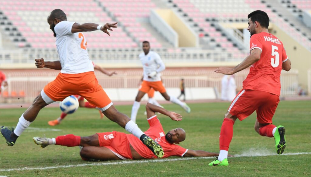 التضامن يتغلب على خيطان (4 - 1) في الأسبوع الثامن من الدوري الكويتي لكرة القدم 1 khaligyoun12764 scaled1730136243