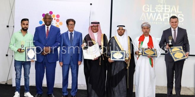 جلوبال (5): تبني التنوع الثقافي: يحتفي مهرجان شنغهاي السياحي الخامس والثلاثين بالثقافات المحلية والدولية 1 sabq 2023 04 973ad0b4 cff1 46e5 9cad b77f802b8096 PHOTO 2023 04 29 15 19 44