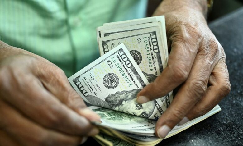 ارتفاع طفيف في سعر صرف الدولار أمام الجنيه خلال تعاملات اليوم 1 upload 1681200105 69999201728906244