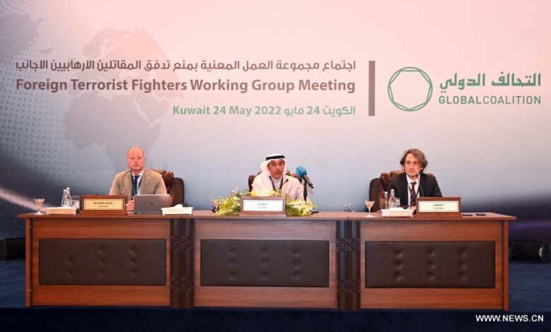 بعد غد.. الكويت تستضيف مؤتمر تعزيز التعاون الدولي في مكافحة الإرهاب وبناء آليات مرنة لأمن الحدود 1 1310602999 16534369920471n1730547364