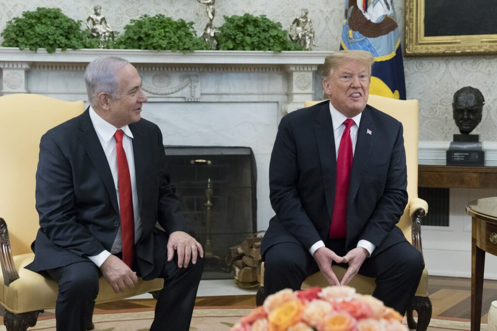 الرئيس الإسرائيلي يُؤكد لـ ترامب هاتفيا الحاجة الملحة لتأمين عودة الرهائن الإسرائيليين 1 1318921731002883