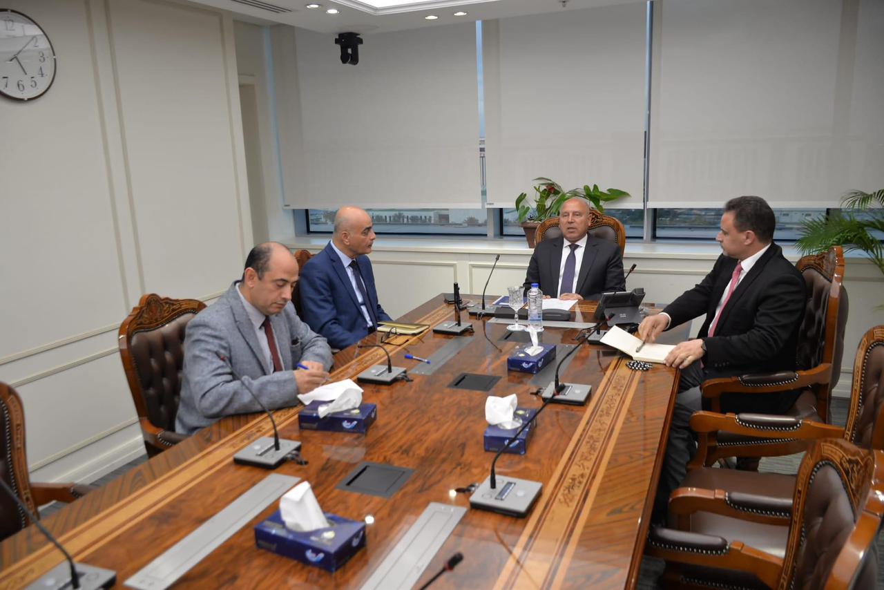 وزير النقل يشيد بالتعاون بين مصر والأردن والعراق وبدور "الجسر العربي" في زيادة المبادلات التجارية 1 19 2024 638417894597455640 7451731486603