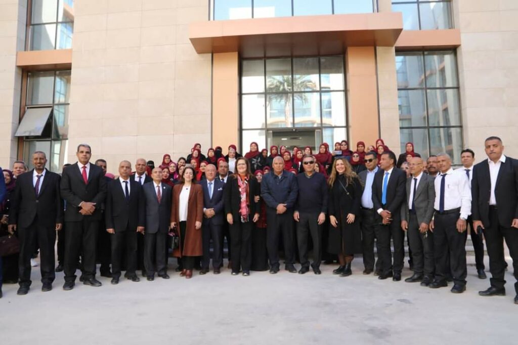 الوادي الجديد:جولة للمحافظ ووفد إعلامي في العاصمة الإدارية للمحافظة 1 19 2024 638422236184731776 4731730650325