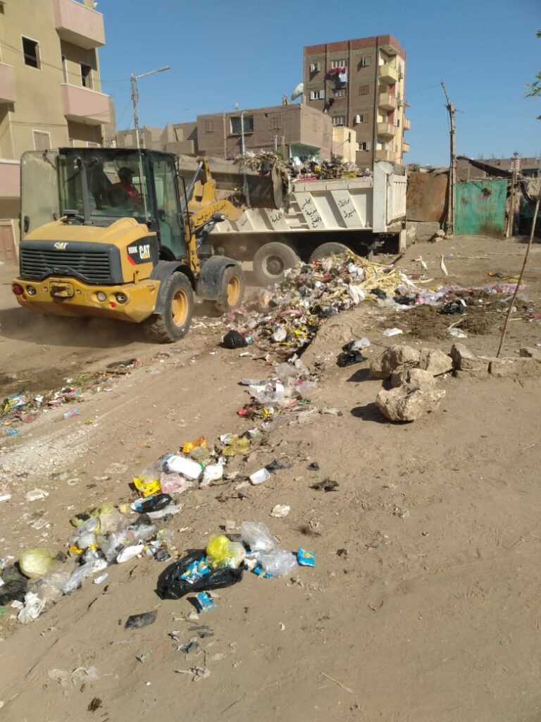 أسيوط: رفع 950 طن مخلفات خلال حملات نظافة مكبرة.. وقوافل لخدمات تنظيم الأسرة 1 2023 638195885826531886 6531732616883
