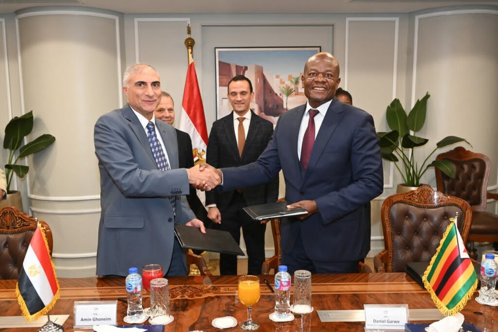 وزيرا الإسكان المصرى والزامبى يشهدان توقيع مذكرة تفاهم للتعاون فى مجال تنفيذ إسكان أخضر منخفض التكلفة 1 2023 638387482449084088 9081730920024