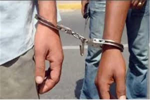 ضبط 3 أشخاص لقيامهم بالنصب على المواطنين عن طريق تقليد وترويج العملات المحلية والأجنبية 1 202406281536438411730539144