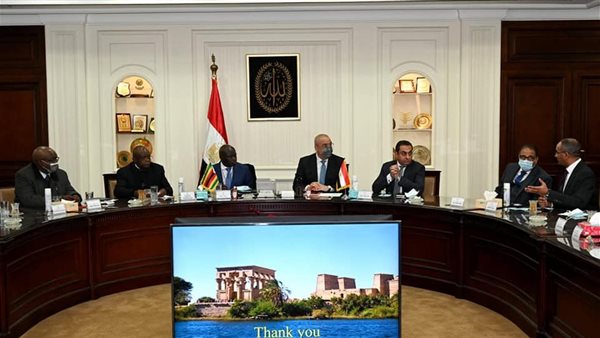 وزير الإسكان: منفتحون على مشاركة خبراتنا الواسعة بالتنمية العمرانية مع أشقائنا بالسعودية 1 2401730823243