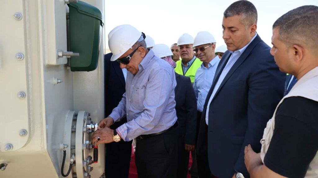 وزير الكهرباء يتفقد مستجدات تنفيذ أعمال محطة الربط المصري السعودي بمدينة بدر 1 454667752 995328842637536 6416461905223476672 n1732359124