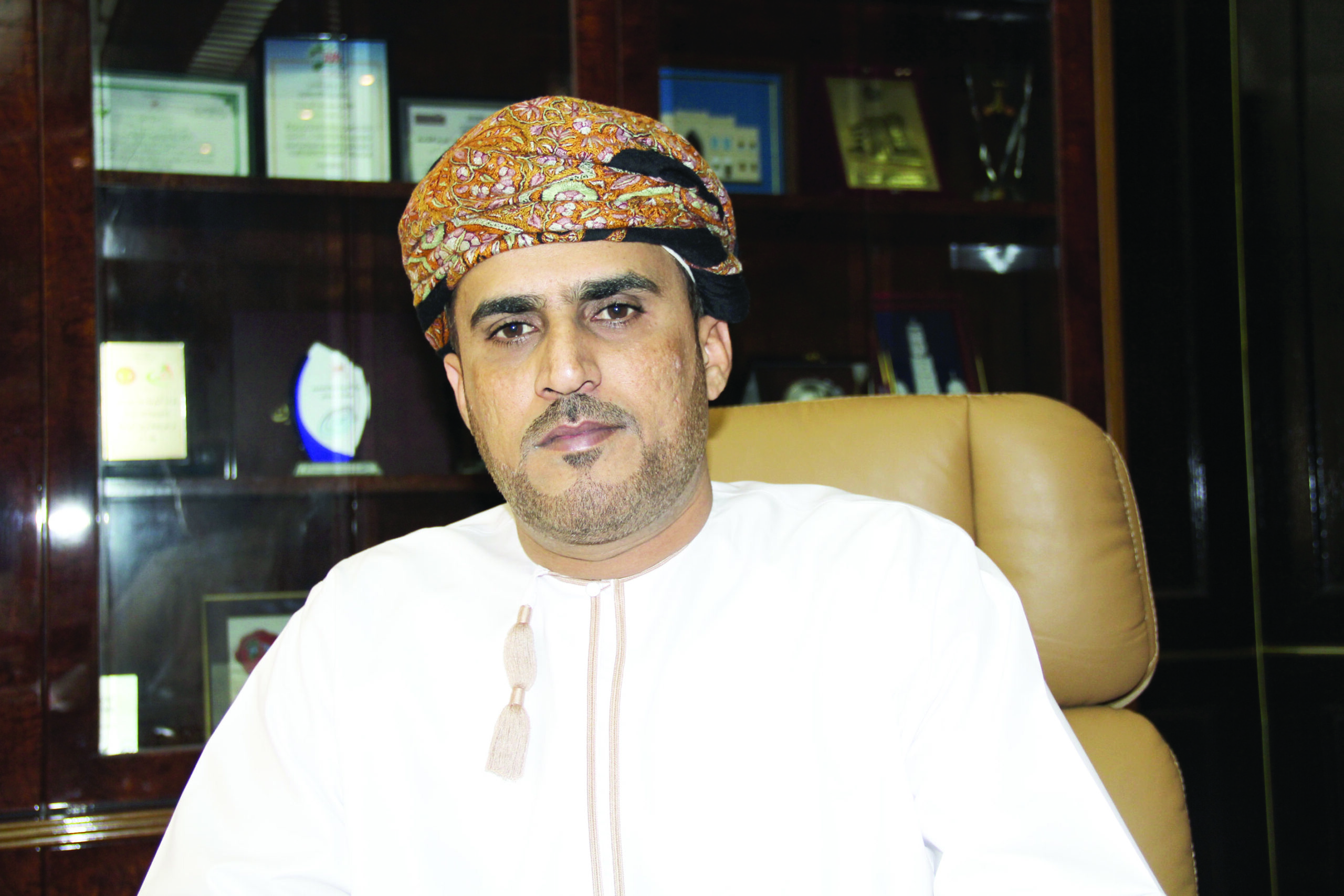 محافظ قنا: نعمل مع القطاع الخاص على جذب الاستثمارات المحلية والعربية والأجنبية 1 5452211730806924 scaled