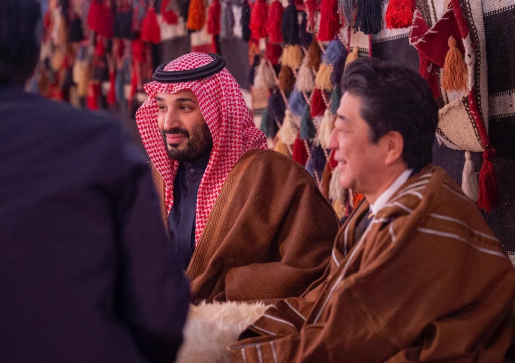 ولي العهد السعودي ورئيس الوزراء الياباني يبحثان هاتفيا تطورات الأحداث الإقليمية والجهود المبذولة لتحقيق السلام 1 5e1be70a42360436643384a81730840042