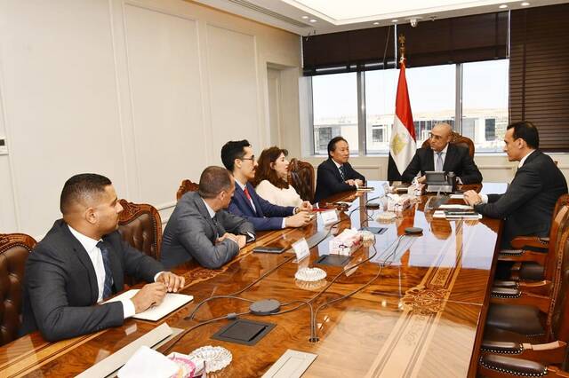 وزير الإسكان يتفقد اللمسات النهائية للاستعدادات الجارية لاستضافة المنتدى الحضرى العالمى 1 6401730458143
