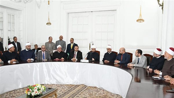 وزير الأوقاف يؤكد أهمية تحقيق الانضباط الإداري والدعوي على أعلى المستويات 1 71732473423