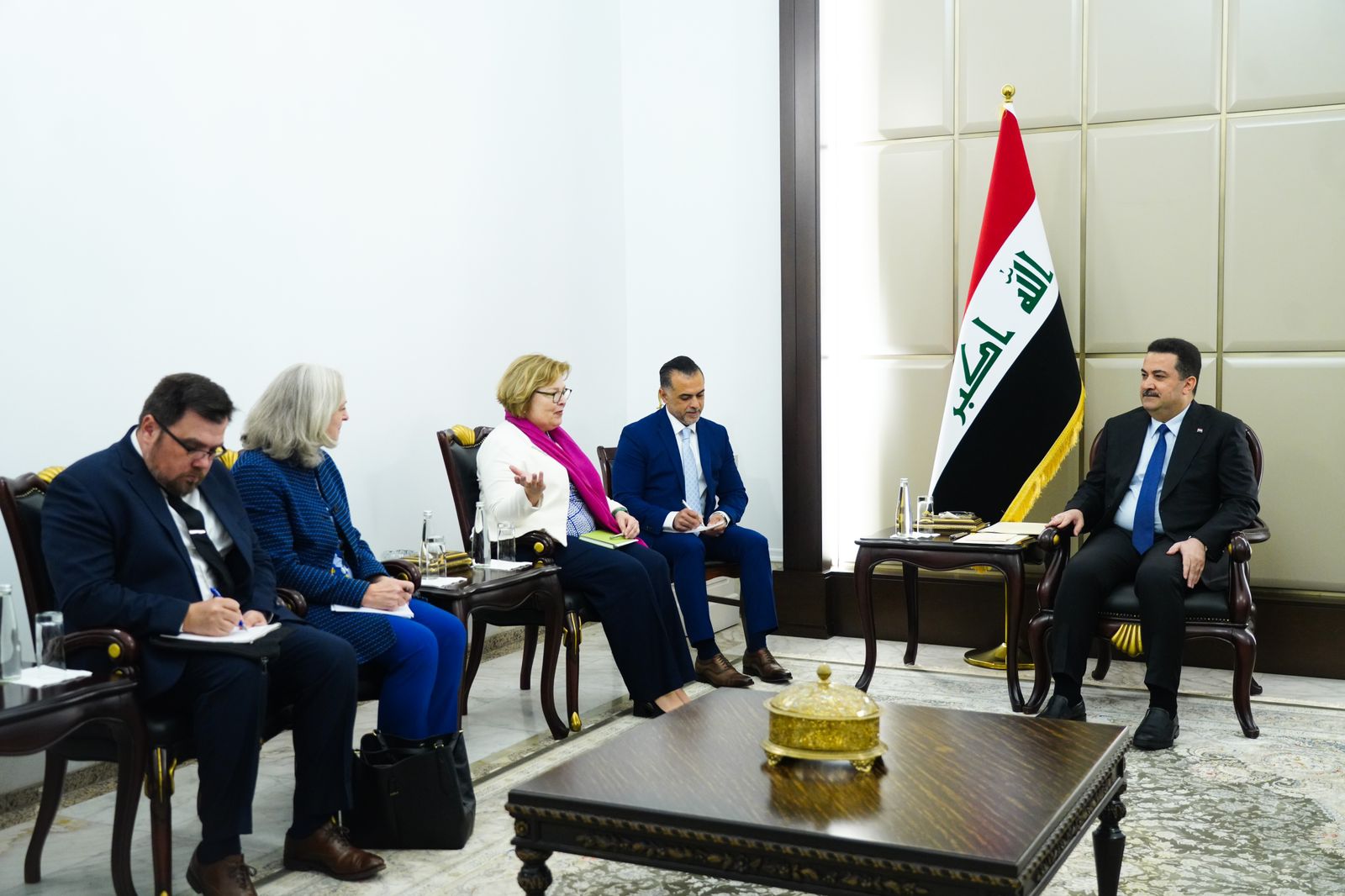 الرئيس العراقي يؤكد أهمية تعزيز الشراكة الاستراتيجية مع الولايات المتحدة 1 7252023 085f4f90 518a 4755 bb10 10c248f0555a1732461603