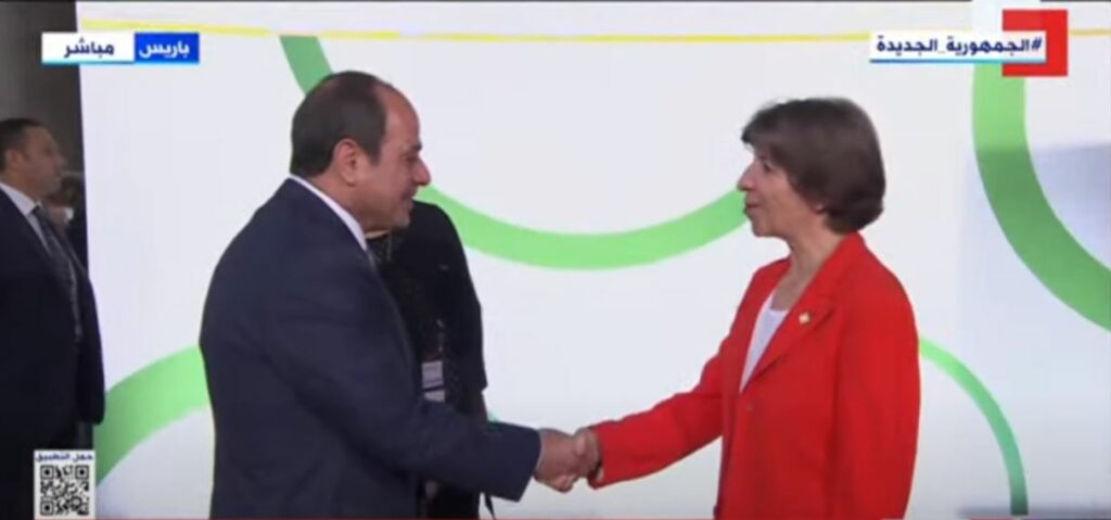 الرئيس السيسي يصل إلى مقر انعقاد المنتدى الحضري العالمي 1 7641730731323