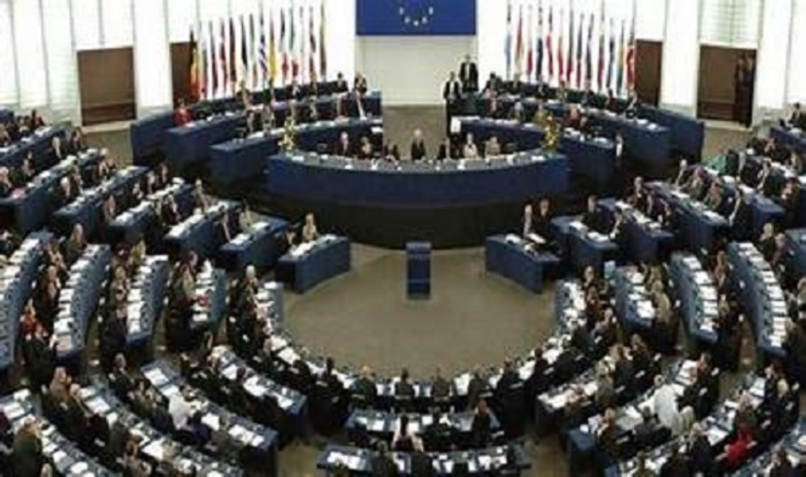 رئيس المجلس الأوروبي: نأمل في اتخاذ قرارات مهمة بشأن تغير المناخ خلال كوب 29 1 8531652 17108738881731335643