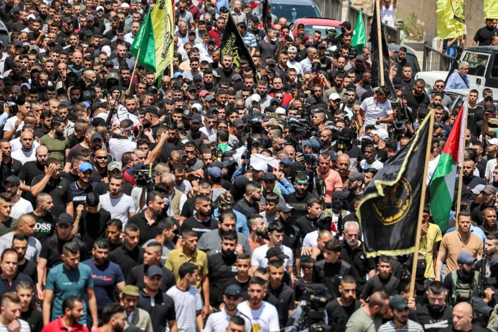 الرئاسة الفلسطينية: قطع الاحتلال علاقته مع "الأونروا" انتهاك للقوانين والقرارات الدولية 1 8644519f563fee2692a59550e678d9e1 XL1730706783