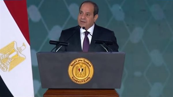 الرئيس السيسي: مصر بذلت جهودًا مكثفة على مدار عشر سنوات لتوفير بيئة ملائمة لتطوير الصناعة 1 9581732642144
