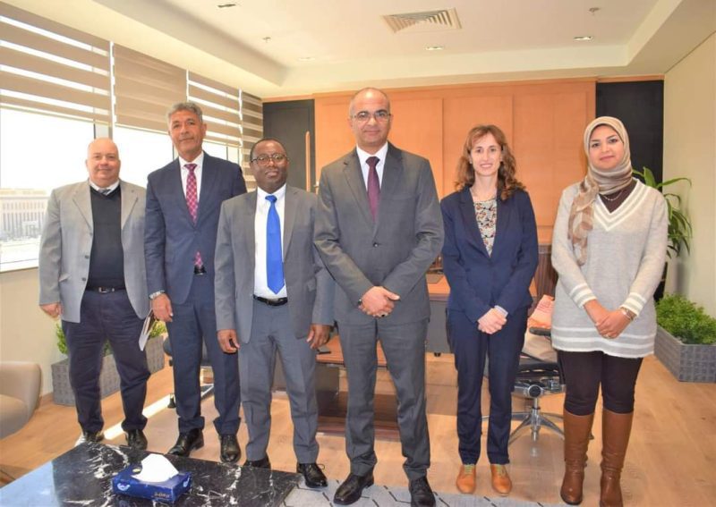 وزير الإسكان يبحث مع مدير مؤسسة تابعة لبنك التنمية الإفريقي تعزيز التعاون على هامش "المنتدى الحضري" 1 FB IMG 1678452910041 scaled1730802242