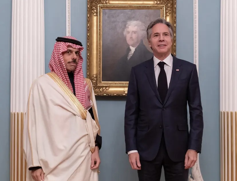 وزير الدفاع الأمريكي يؤكد أهمية اتخاذ خطوات فورية لمعالجة الوضع الإنساني المروع في غزة 1 IMG 02901731017823