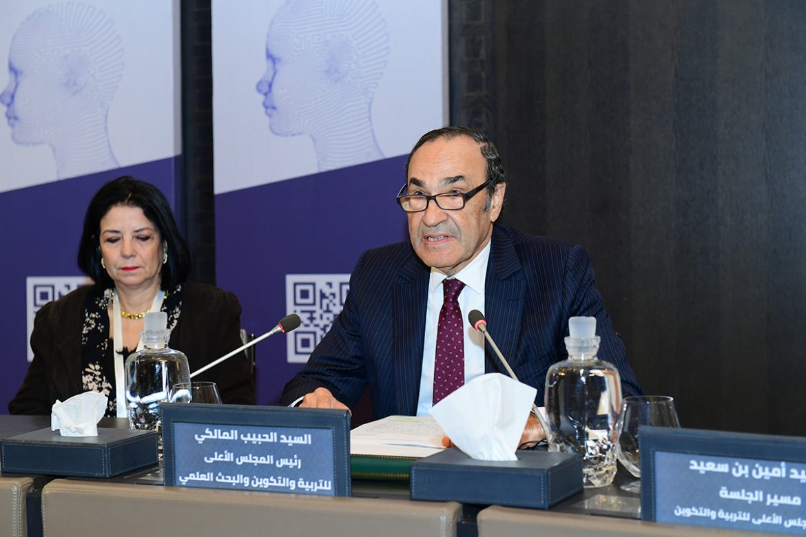مدير مكتبات الشارقة لـ (أ ش أ): ضرورة تعزيز محو أمية الذكاء الاصطناعي فى مجال المكتبات 1 ISM 8867