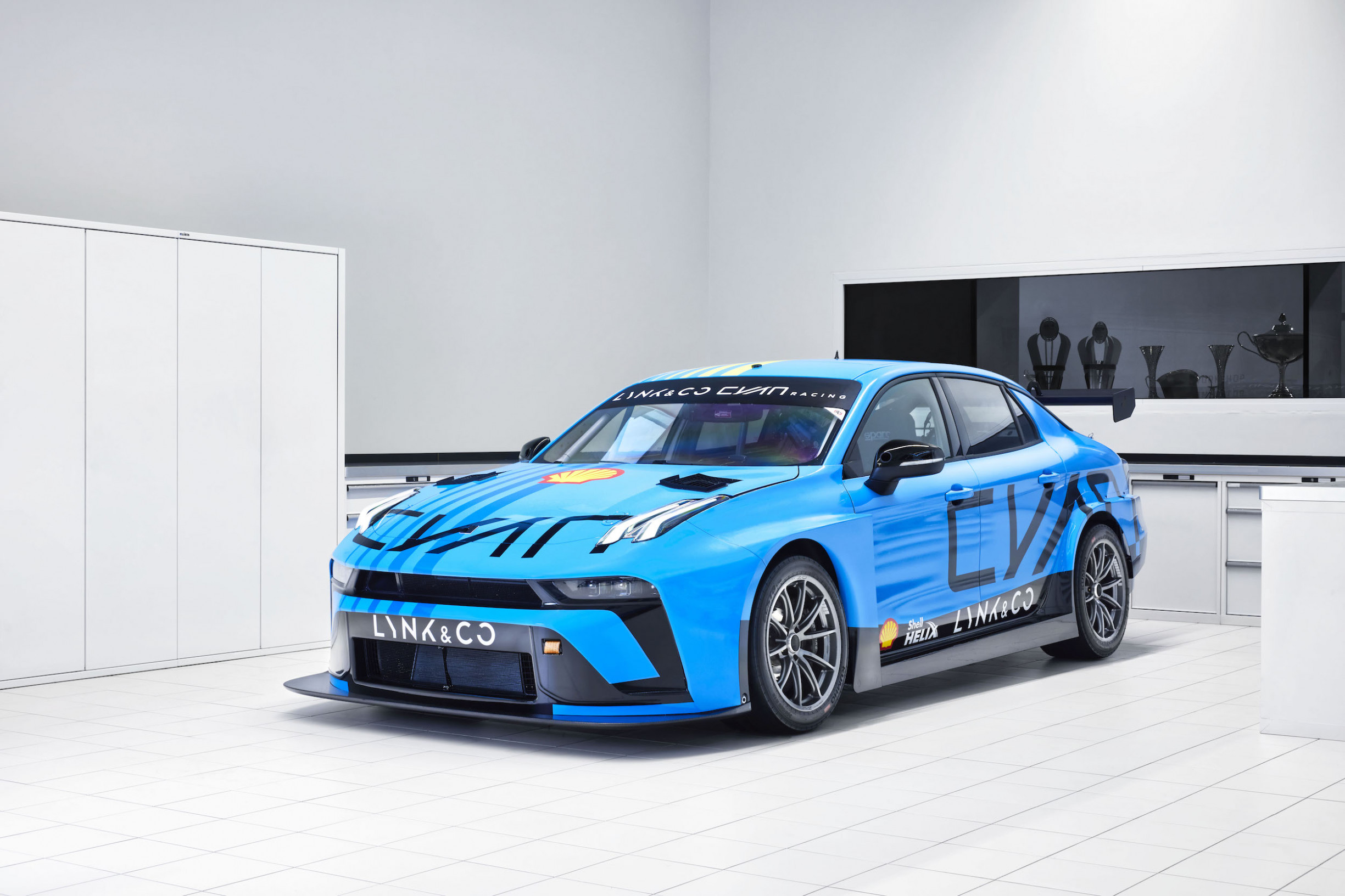 جلوبال (9): شركة Lynk & Co Cyan Racing للسيارات تحقق الانتصار في ماكاو وتفوز بـ 7 ألقاب عالمية في 6 سنوات 1 LCCR New livery 2023 20232635 copy kopia1732031643