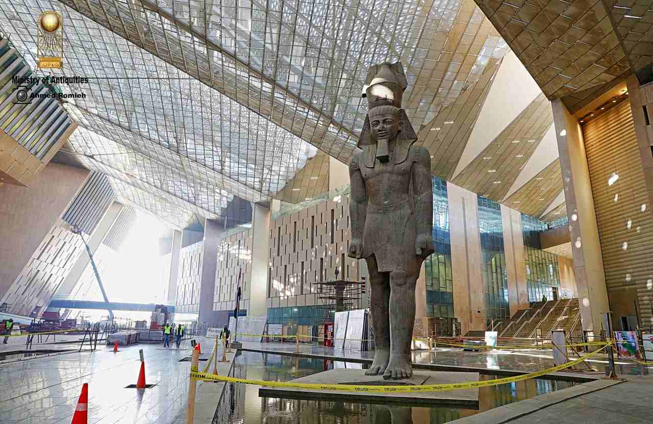 مدير المتحف المصري: مشروع "Project Revival" يعيد إحياء الآثار باستخدام التكنولوجيا الحديثة 1 ZUPIisr11732002908