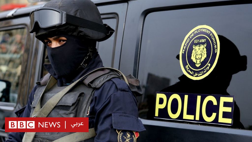 انتحاري يفجر عبوة ناسفة قرب دورية للشرطة شمال غربي باكستان 1 95420075 41731570063