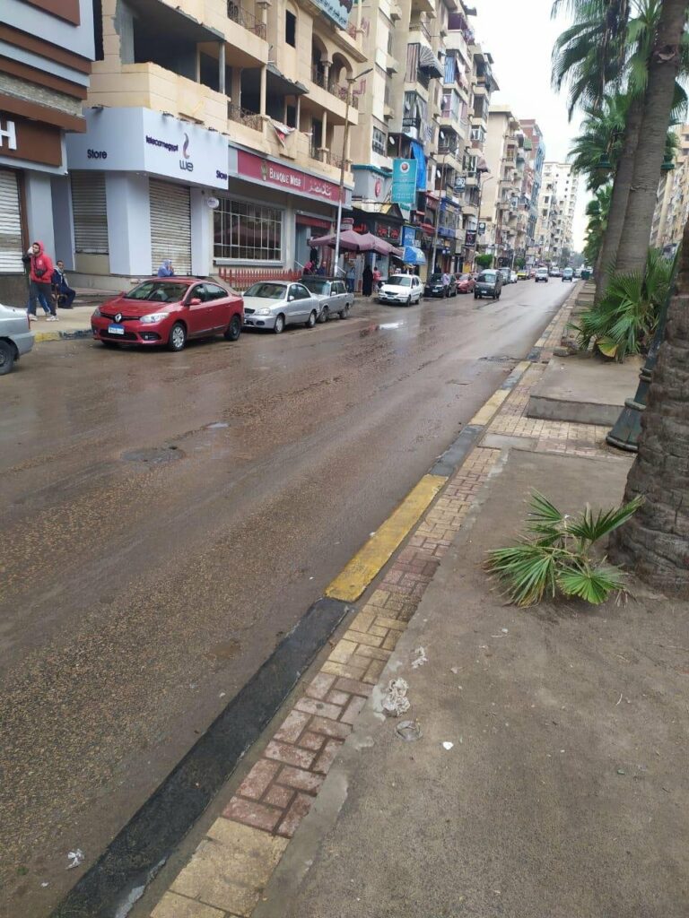 أمطار نوة المكنسة تتسبب في سقوط جزء من سقف معلق بطب جامعة الإسكندرية الأهلية 1 elaosboa856031731950523