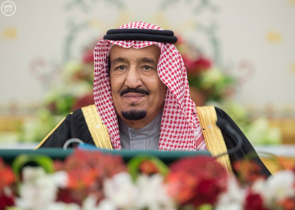 اليمن يوقع على اتفاقية تنظيم نقل البضائع على الطرق البرية بين الدول العربية 1 wp content uploads 2015 12 11111732186444