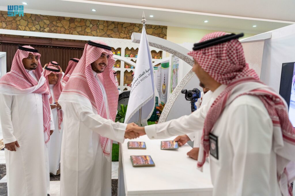 "التصديري للأثاث": منتجاتنا تتمتع بقدرة تنافسية عالية في الأسواق العالمية 1 0d5c9670b43f102c0a79b96fd592ce021733400963