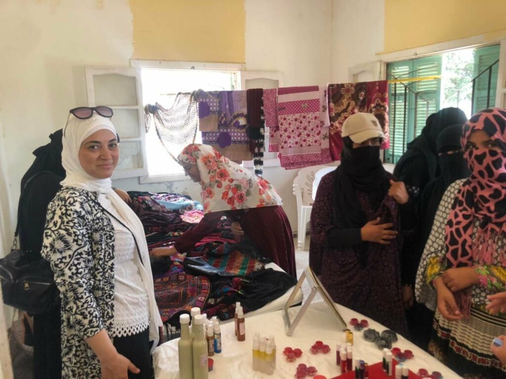 افتتاح "معرض الفتاة المنتجة" بشمال سيناء تزامناً مع الاحتفال باليوم العالمي للمرأة 1 300031478 438757258272501 3787345644847058093 n1733685184