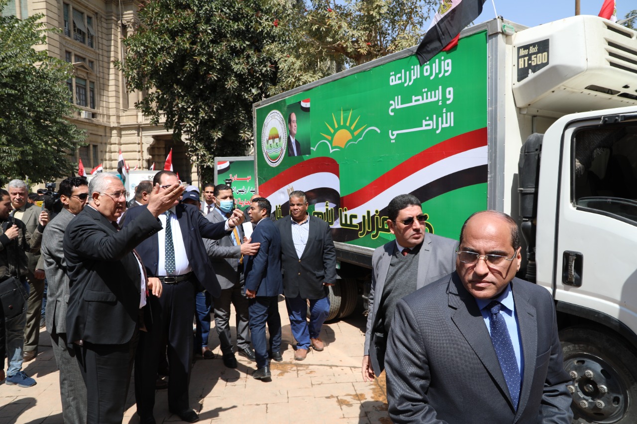 لتخفيف العبء عن المواطنين.."الإنتاج الحربي" تطلق منافذ متنقلة لبيع المنتجات المدنية بأسعار مخفضة 1 5421733053625