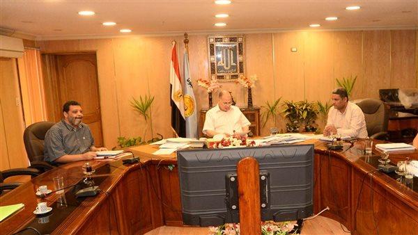 محافظ أسيوط: توفير كافة سبل الدعم لتطوير قدرات المستشفيات لتقديم خدمة علاجية مميزة 1 9031733306824