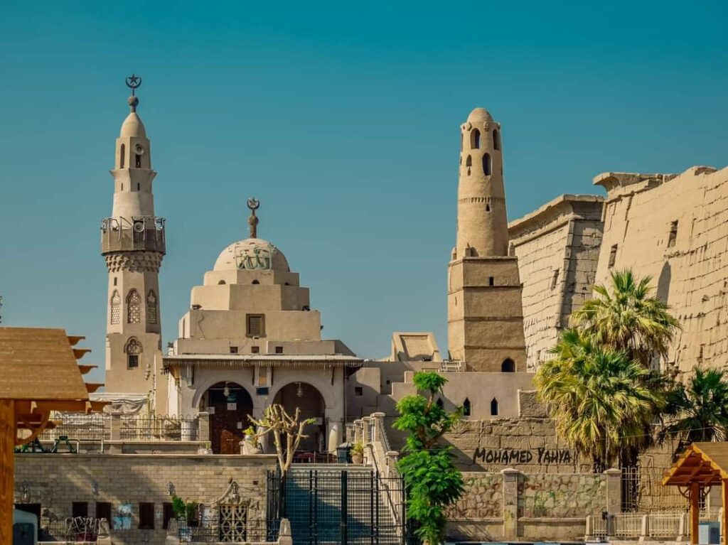 محافظ الأقصر: إنشاء سور حول ساحة مسجد "السيد يوسف" بما يتلائم مع "الهوية البصرية" 1 ibnbattuta SouO6QK YPRBs nvG1733139364
